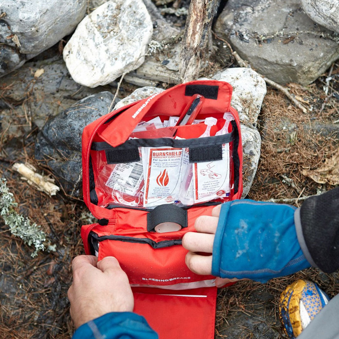 Trousse de premiers secours pour camping Lifesystems