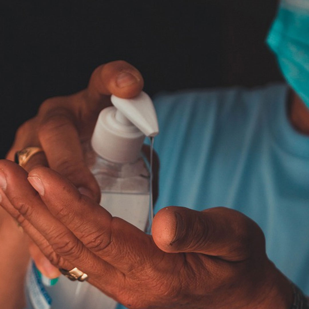 Superbug 70 % Alkohol-Handdesinfektionsgel mit Teebaumöl, 100 ml