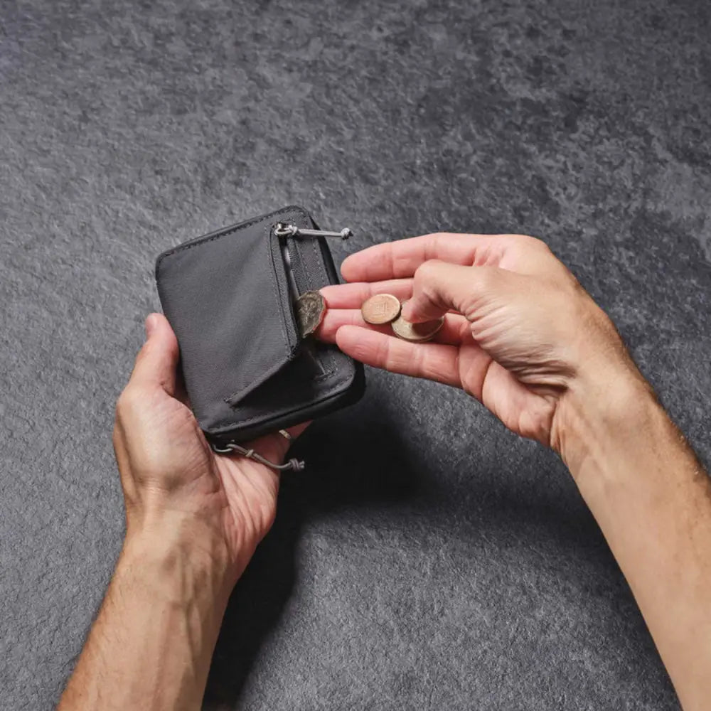 Lifeventure RFiD Zipped Bi-Fold Wallet